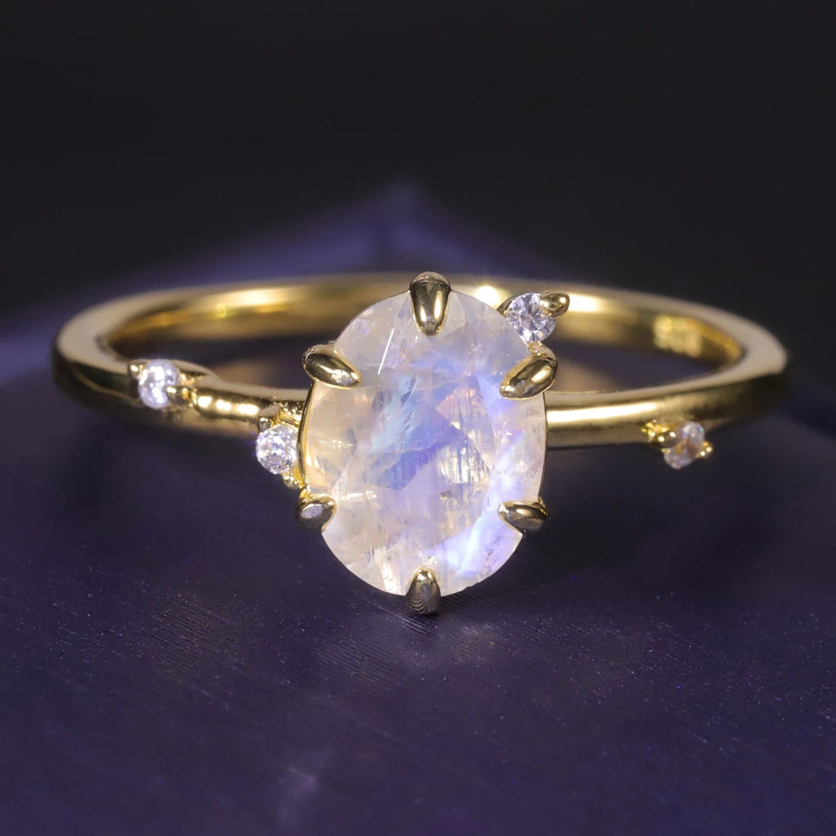 Natural moonstone ring in 925 sterling silver
