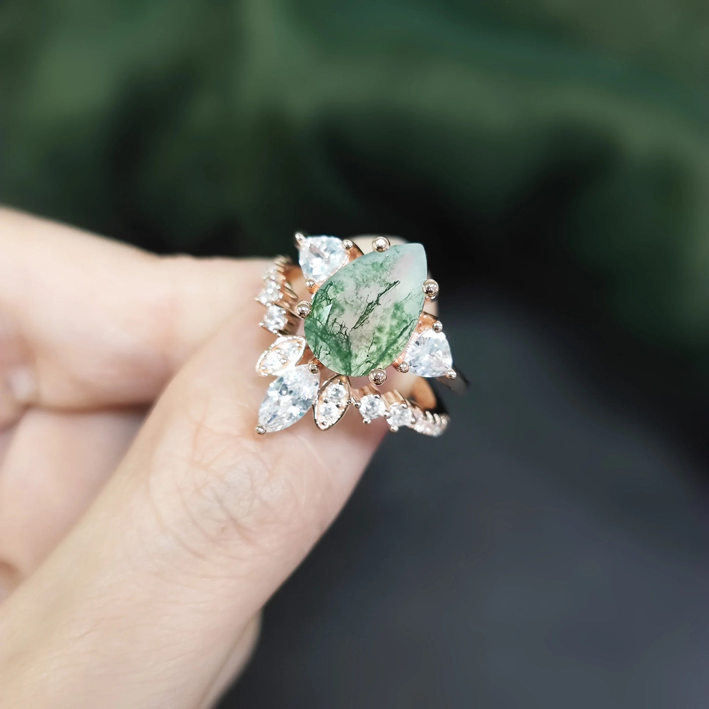 Forest Trace — Moss Agate Pear Ring Set